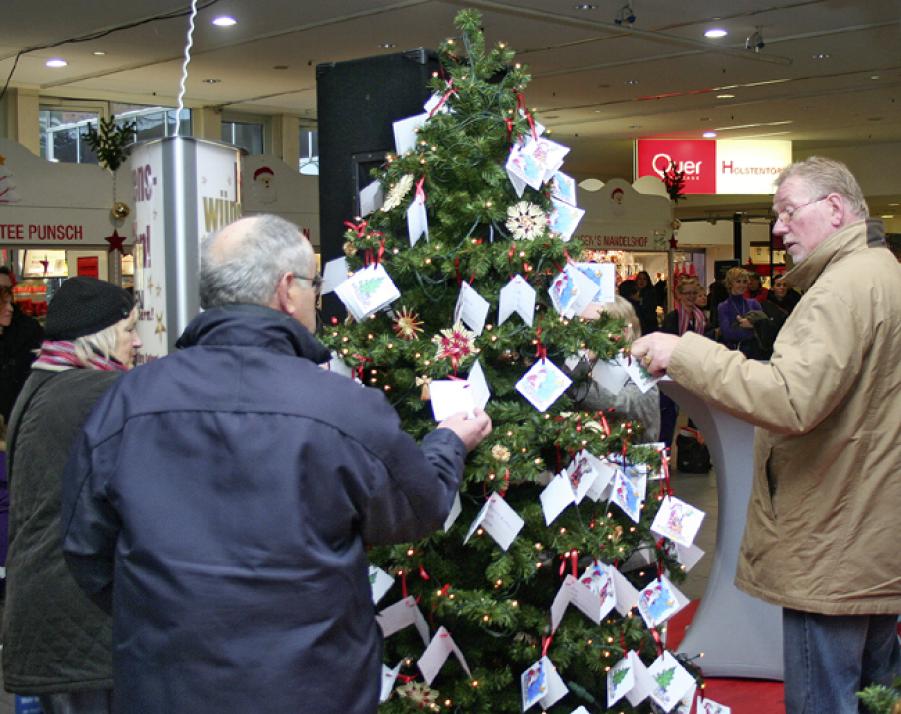 Ein Weihnachtsbaum voller Wünsche