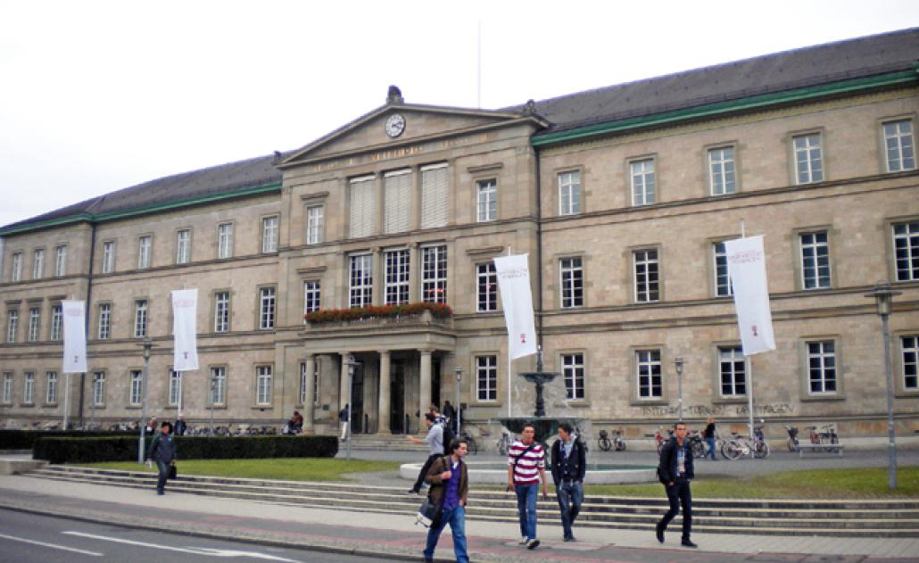  Die Neue Aula wurde 1845 als Zentrum des neuen Uni-Viertels eingeweiht