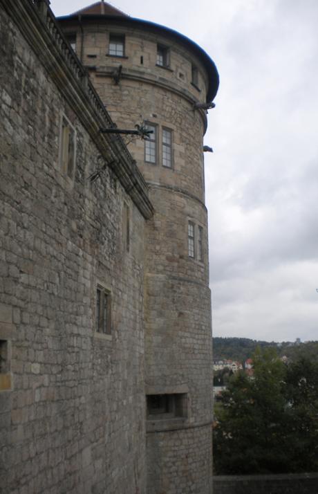 Die imposanten Mauern von Schloss Hohentübingen beherbergen heute vor allem Universitätseinrichtungen