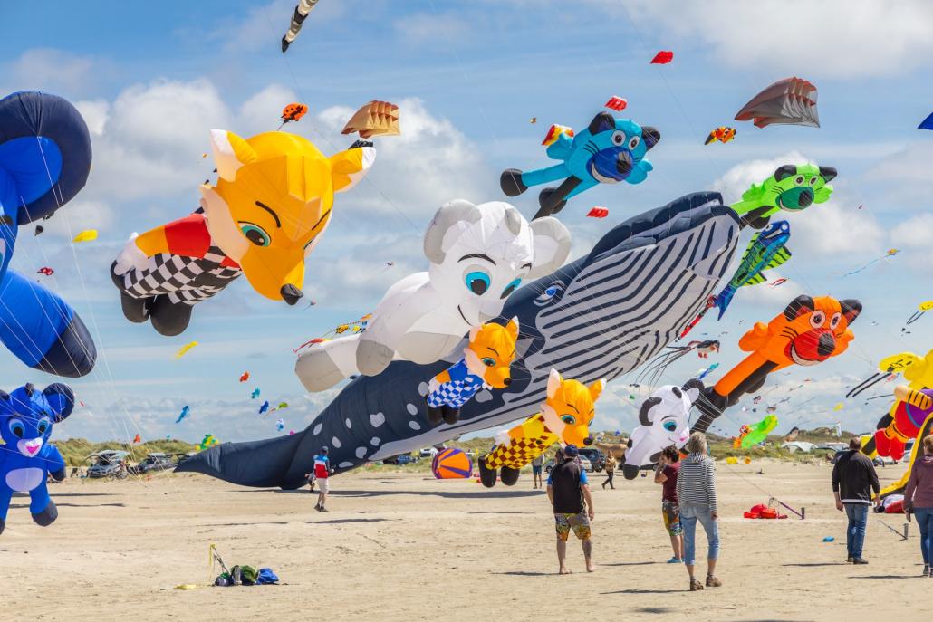 Beim „Baltic Kite Friends“ sorgen die bunten Drachen für Begeisterung bei allen Altergruppen.